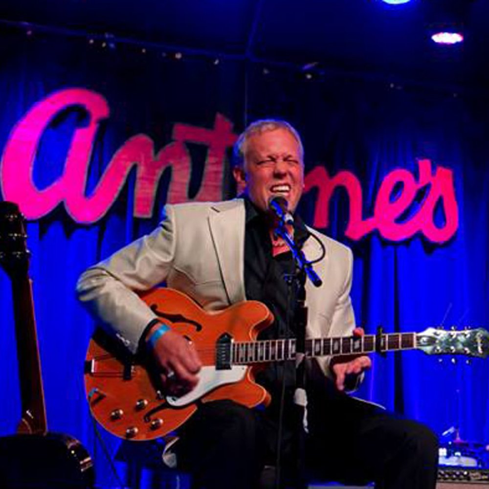 Meet your Posher, Grego